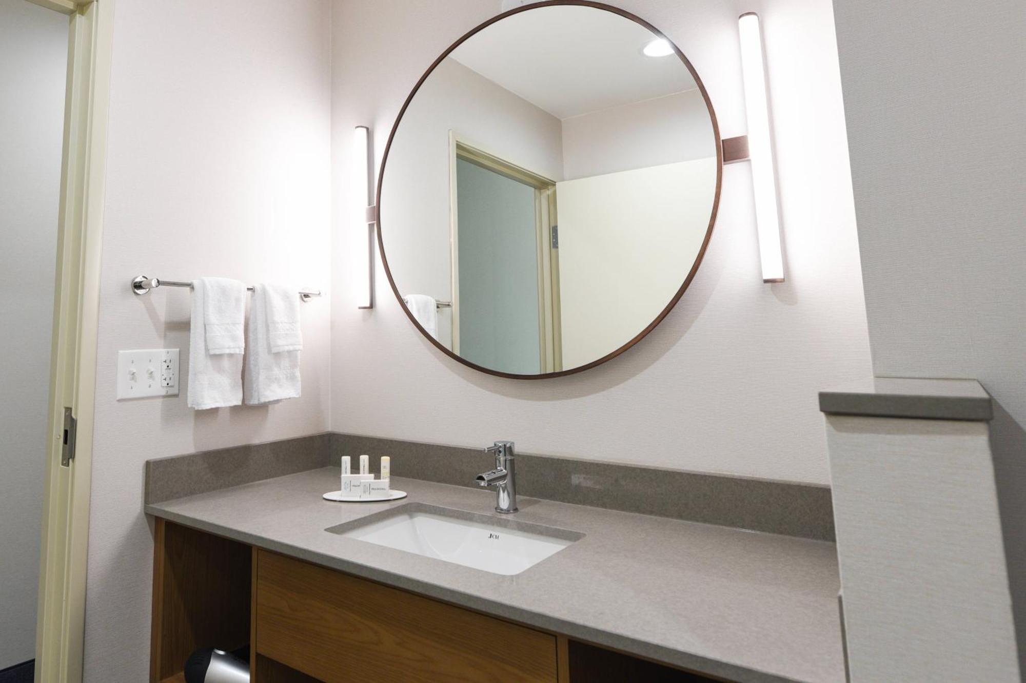 Fairfield Inn & Suites Ontario Rancho Cucamonga Εξωτερικό φωτογραφία