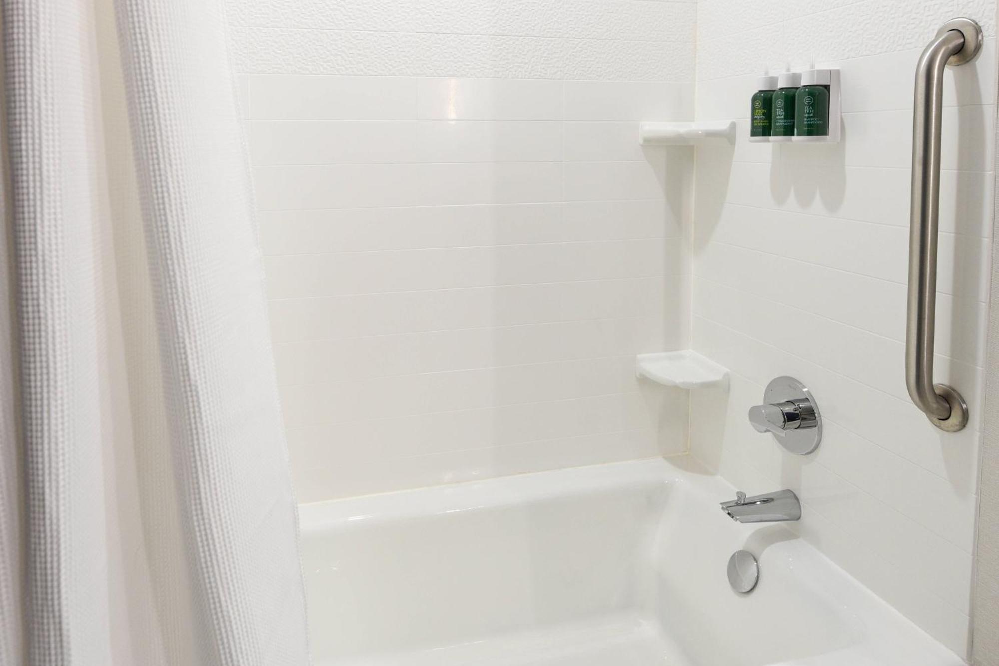 Fairfield Inn & Suites Ontario Rancho Cucamonga Εξωτερικό φωτογραφία