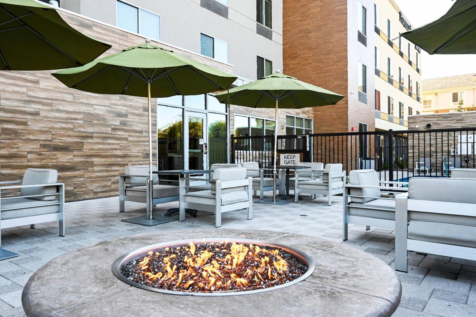 Fairfield Inn & Suites Ontario Rancho Cucamonga Εξωτερικό φωτογραφία